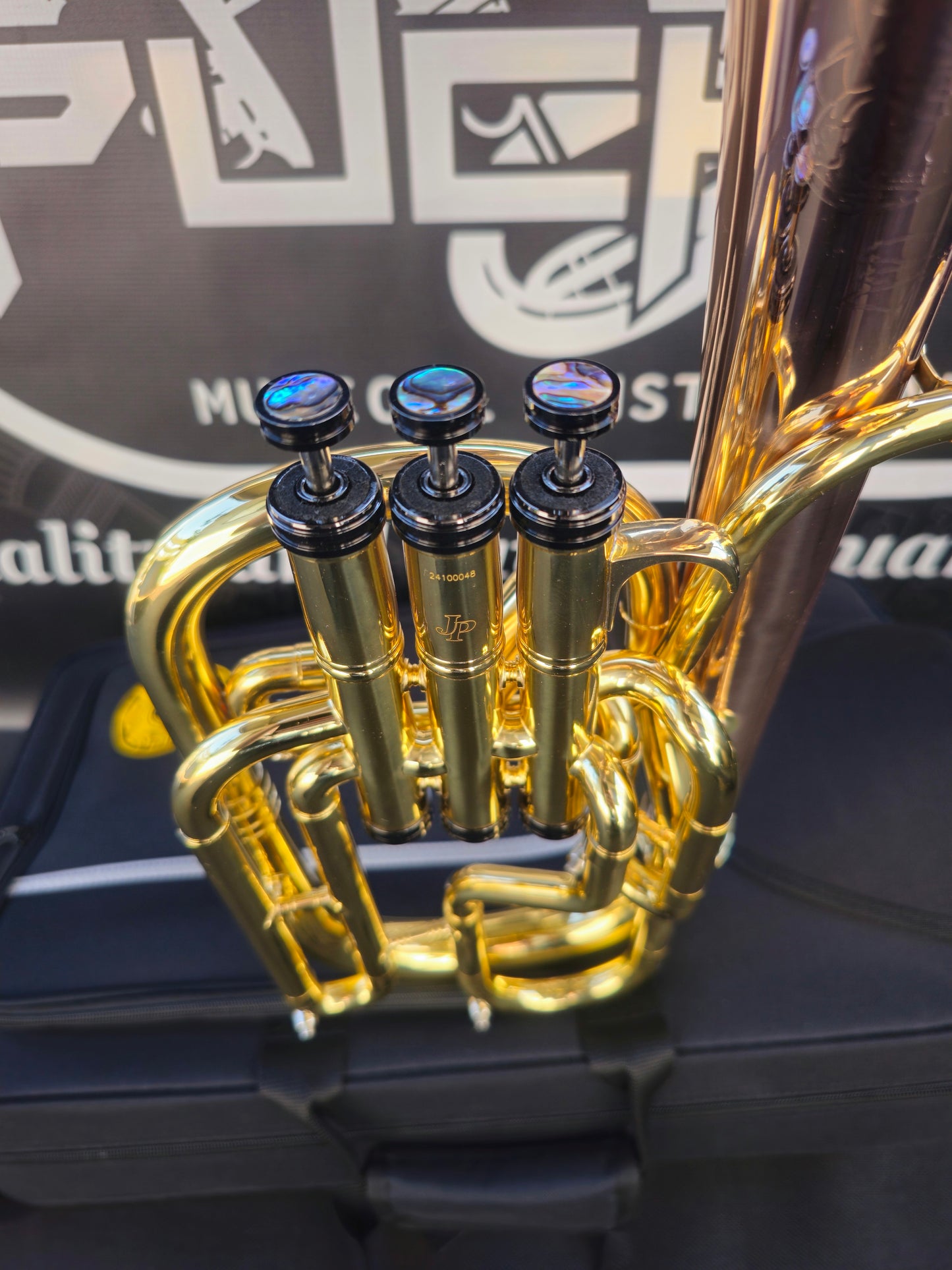 JP Solario Pakal 421 Laquer & Rose Eb Alto Horn (8.50" Big Bell)