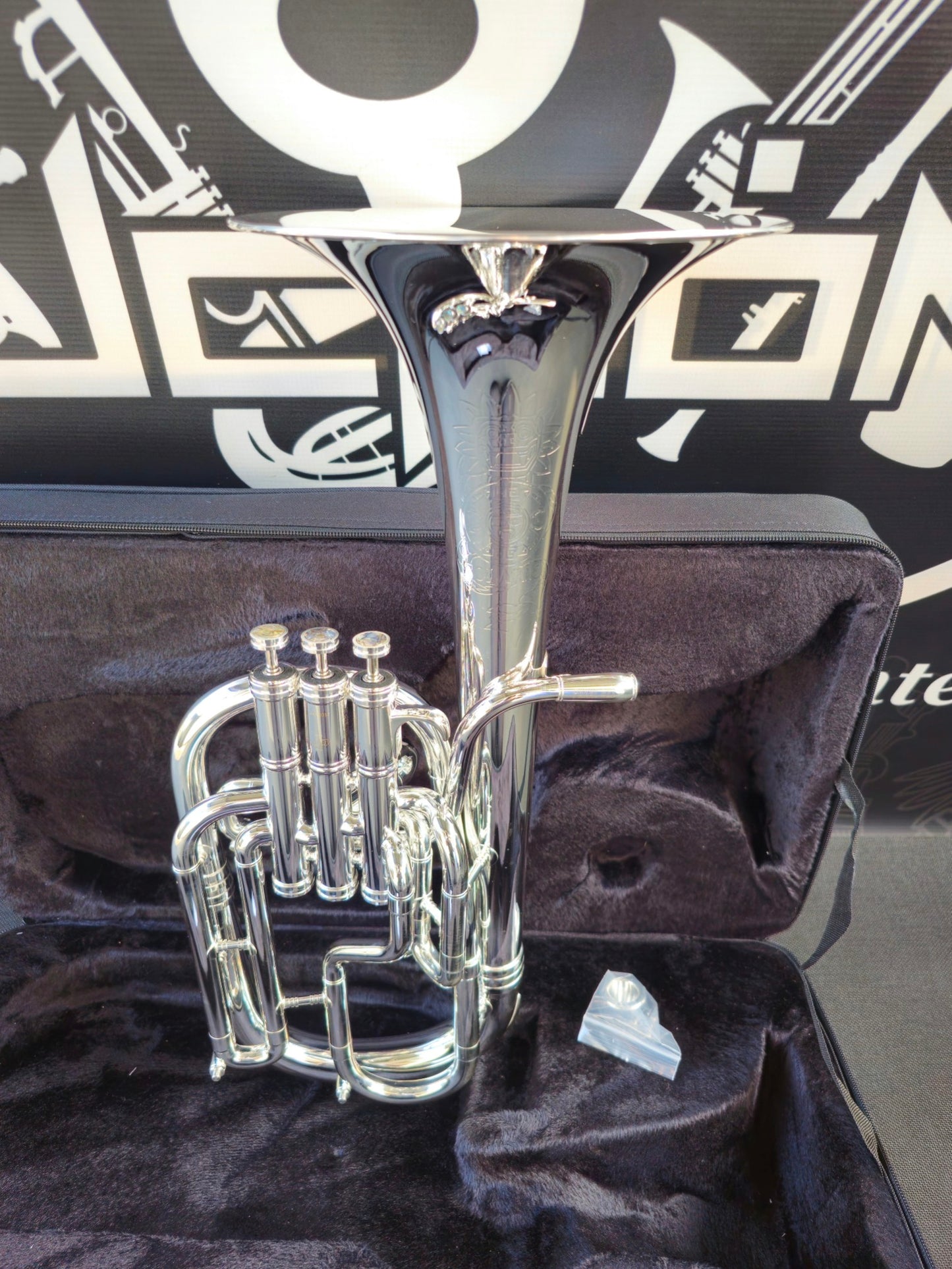 JP Solario Pakal 421 Silver Plated Eb Alto Horn (8.50" Big Bell)