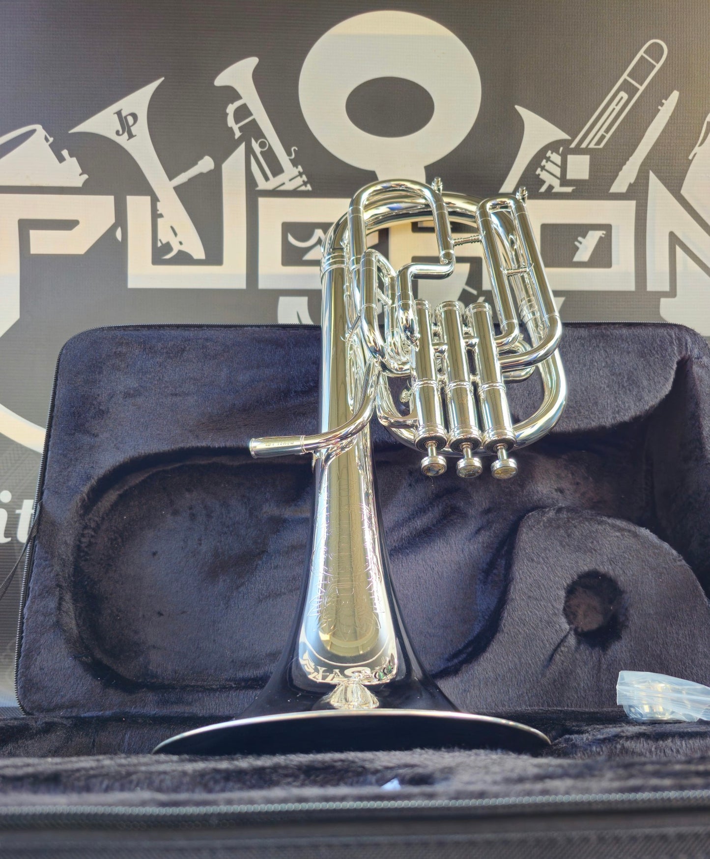 JP Solario Pakal 421 Silver Plated Eb Alto Horn (8.50" Big Bell)