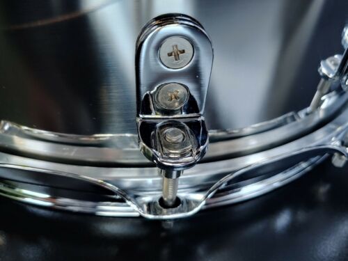 Gon Bops Banda Snare Drum 8.5" × 14" Stainless Steel - 12 Lugs (Tarola)