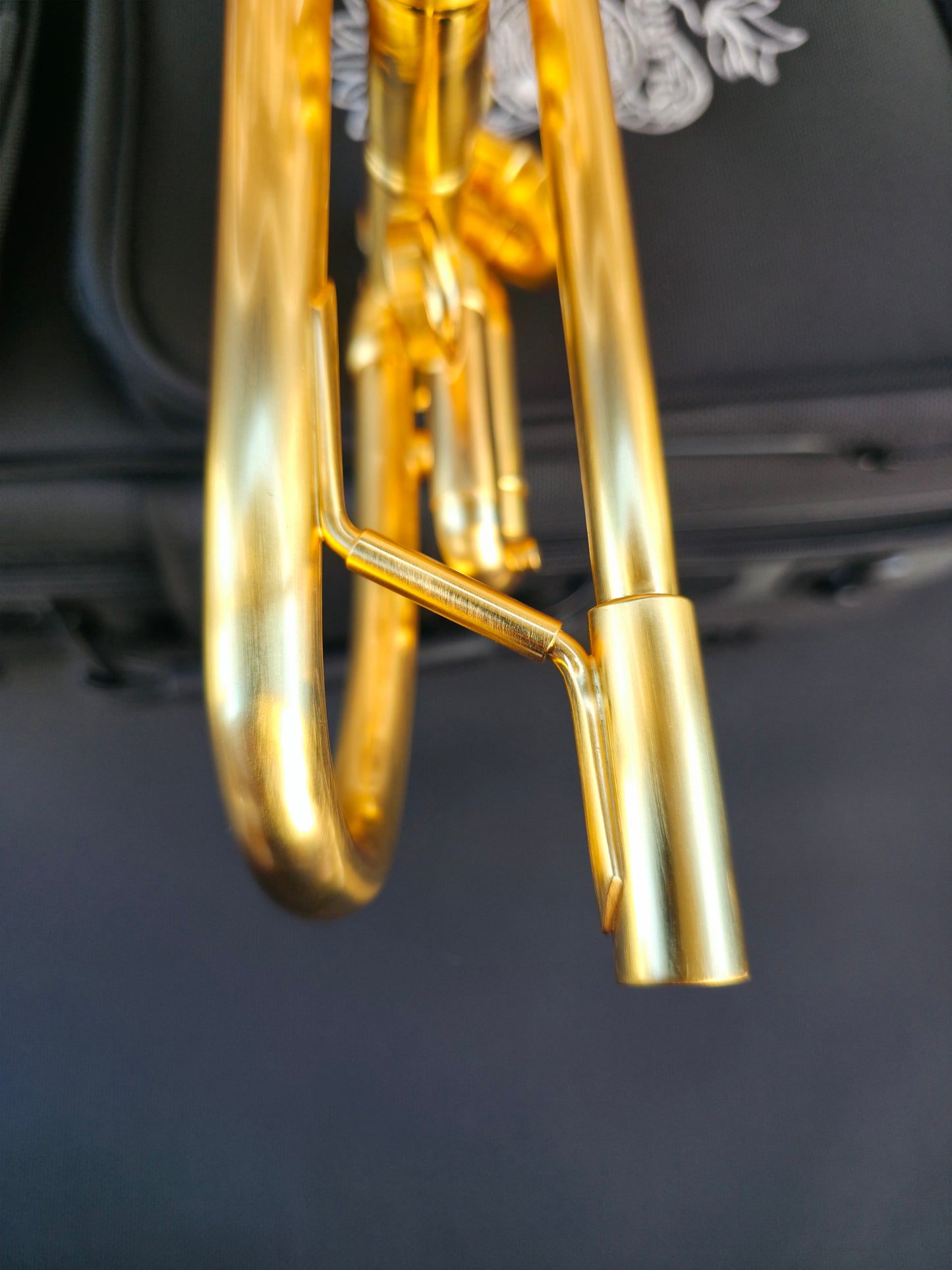 Solario Balam Satin Gold Bb Trumpet - Diagonal Bent 5.25" Big Bell