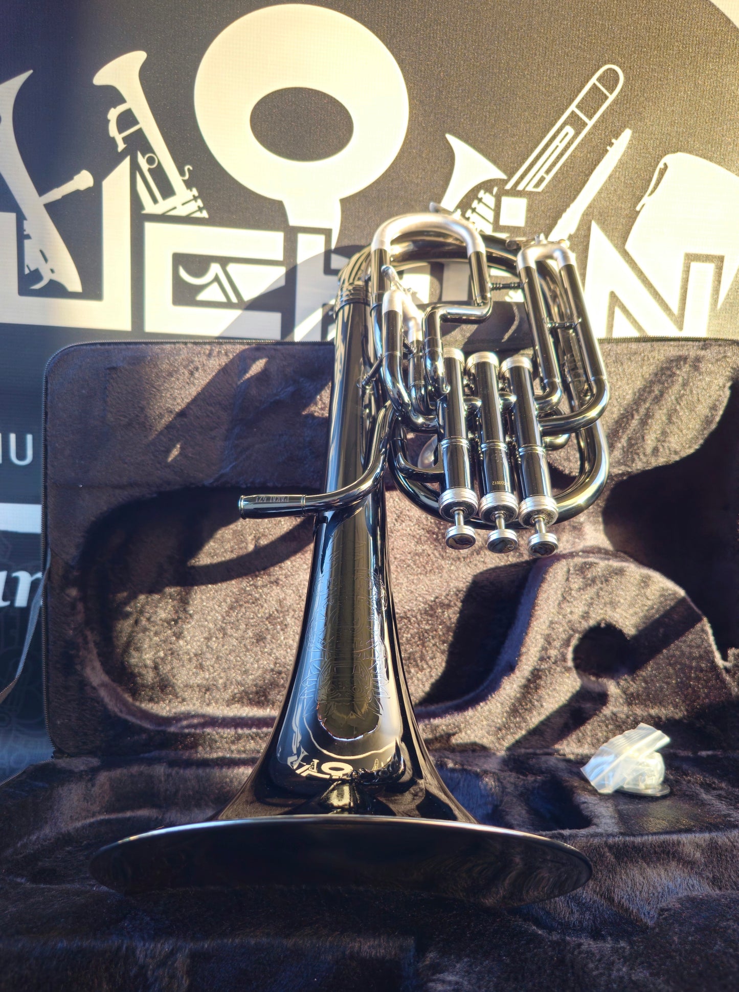 JP Solario Pakal 421 Black Nickel & Silver Eb Alto Horn (8.75"Big Bell)