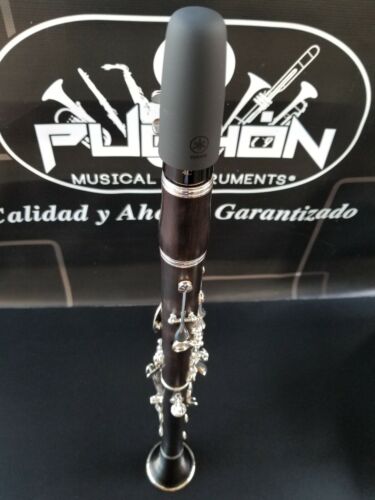 Yamaha YCL-450 Wood/Silver Keys Bb Clarinet - Intermediate