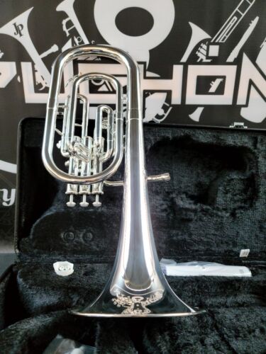 Yamaha 203 Silver Eb Alto Horn (Mint Condition)