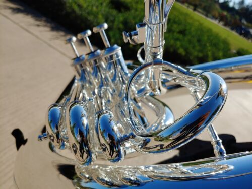 John Packer 2057 Silver Plated Bb Sousaphone - Professional