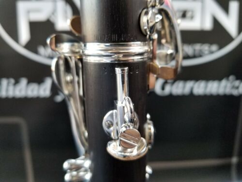 Yamaha YCL-450 Wood/Silver Keys Bb Clarinet - Intermediate