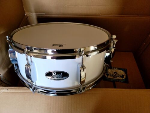 PEARL  ROADSHOW 5-PC. DRUM SET W/HARDWARE & CYMBALS - Pure White