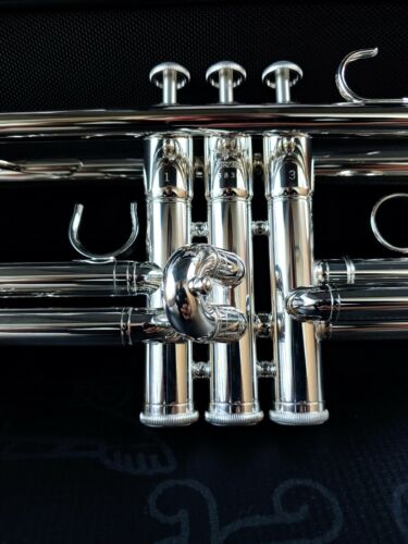 Yamaha YTR-2330S Bb Silver Plated Trumpet- Student